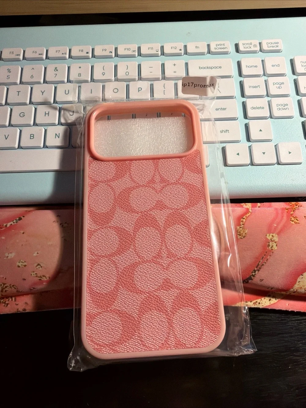 Pink Silicone Phone Case for iPhone 17 Pro Max